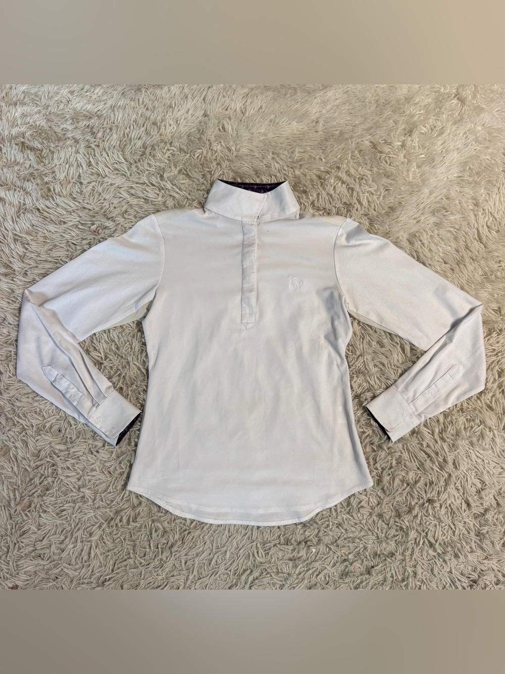 Women’s XS White Ovation Long Sleeve Horseback Riding Show Shirt. Small pull.